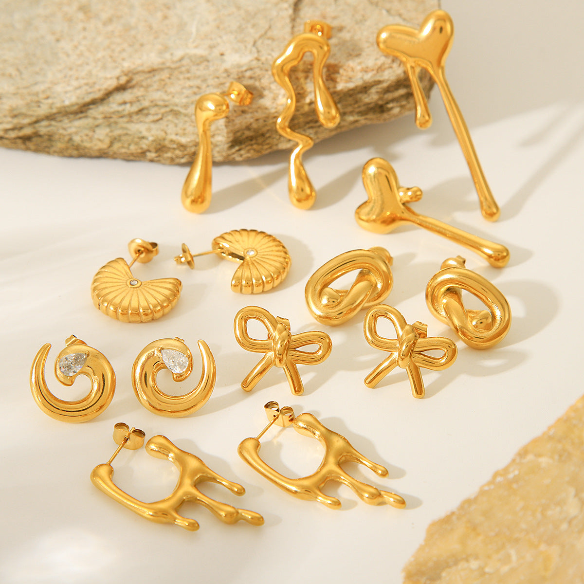 Ig Style Casual Classic Style Rotating Thread 304 Stainless Steel Titanium Steel Zircon 18K Gold Plated Ear Studs